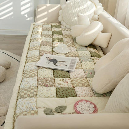 Boho-Chic Sofa Cover for Dogs, Thick Non-Slip & Pet-Friendly
